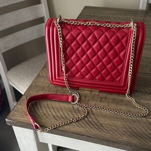 Elegant Red Quilted Chain Shoulder Bag